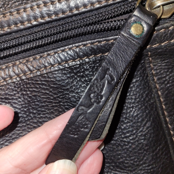 Vintage Fossil Sasha Black Leather Crossbody Bag Key Purse - Picture 6 of 14